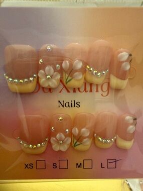 3D Floral Rhinestone handmade Press-On Nails - Pink & Yellow